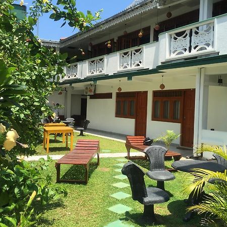Srilanka Ayurveda Hotel Хиккадува Экстерьер фото