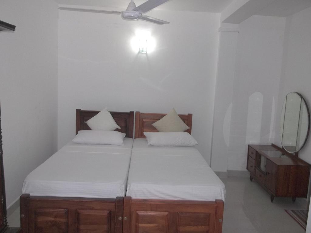 Srilanka Ayurveda Hotel Хиккадува Номер фото